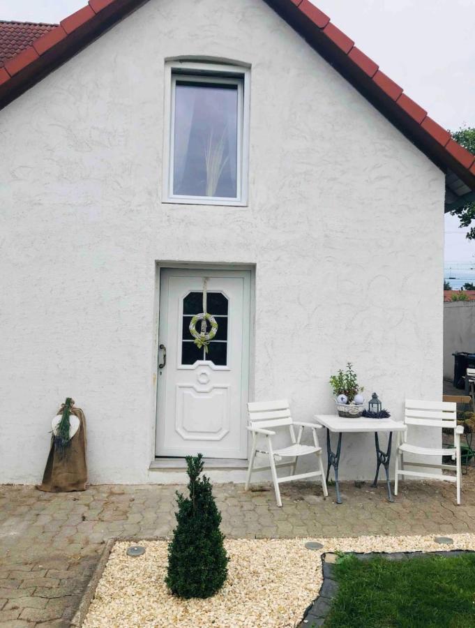 Kleine Gemuetliche Einliegerwohnung Mit Garten Und Pool Nordstemmen ภายนอก รูปภาพ