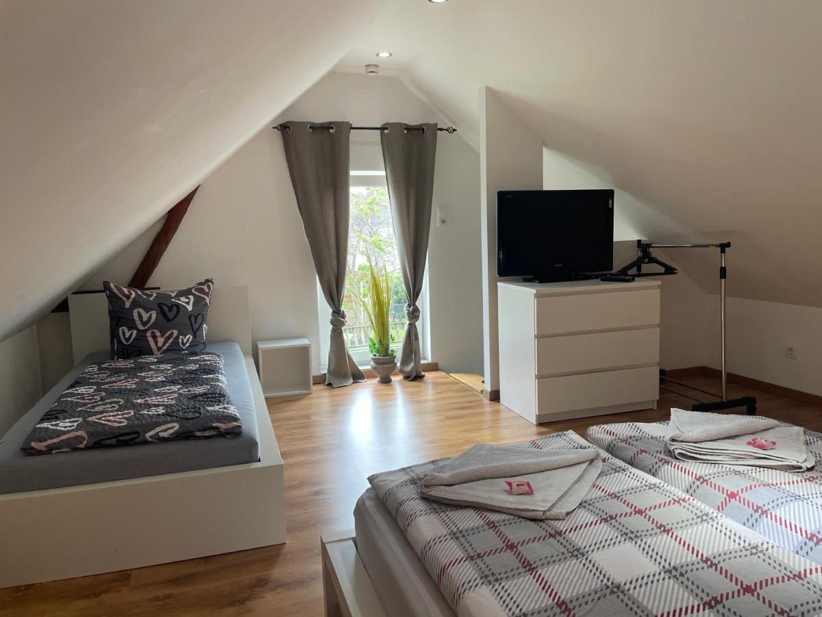 Kleine Gemuetliche Einliegerwohnung Mit Garten Und Pool Nordstemmen ภายนอก รูปภาพ