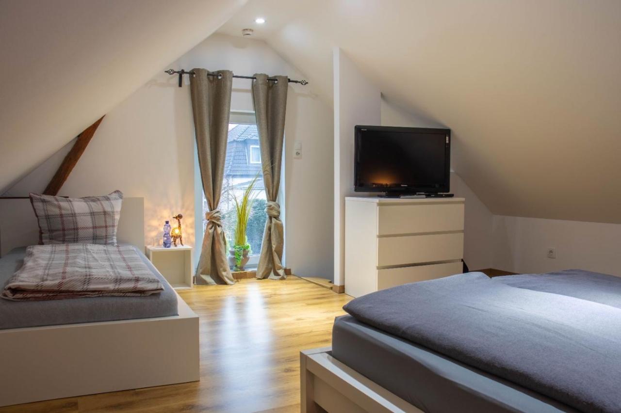 Kleine Gemuetliche Einliegerwohnung Mit Garten Und Pool Nordstemmen ภายนอก รูปภาพ